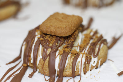 Dubai Biscoff Cookie on a tray with cookie butter