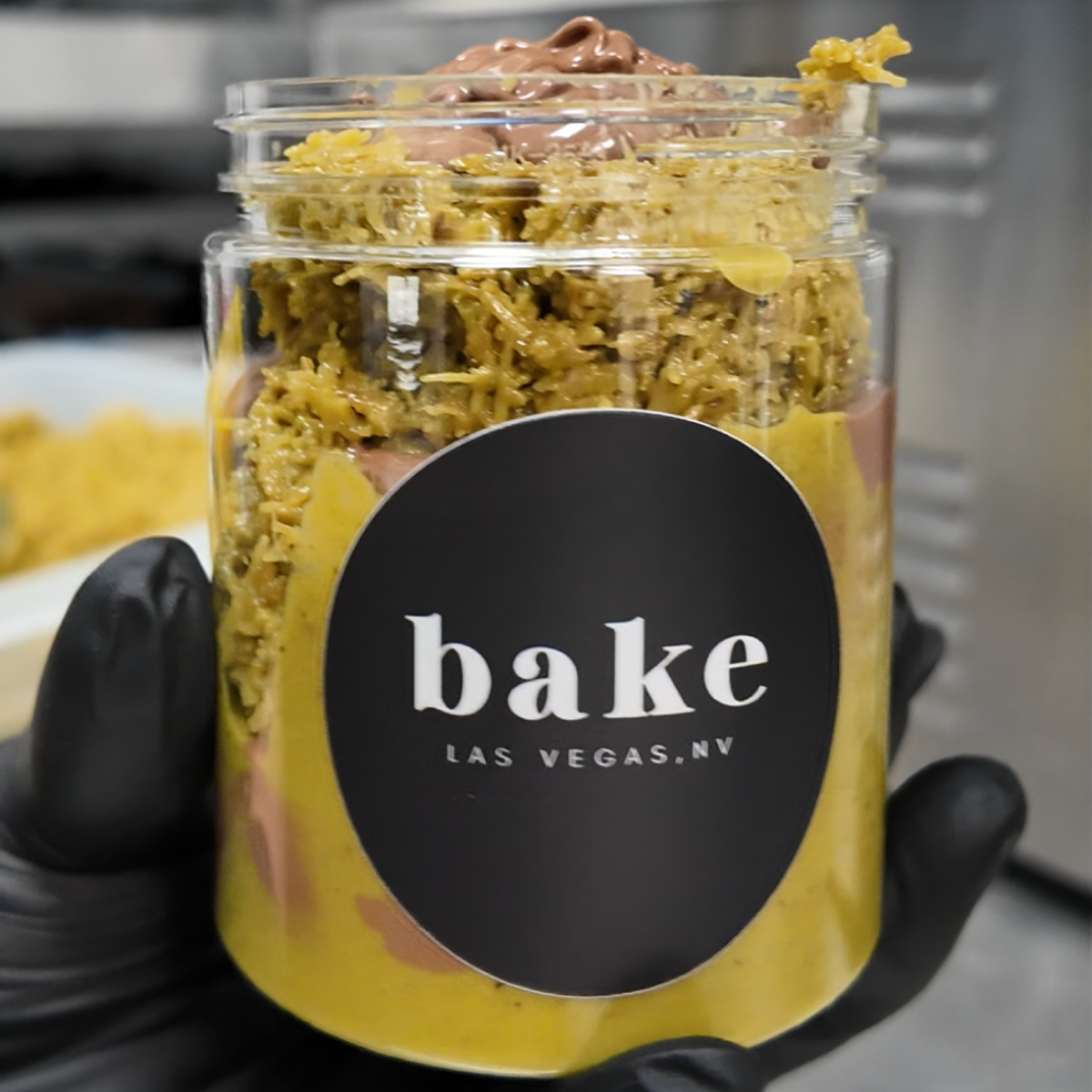 Dubai Chocolate in a Jar - 16 oz